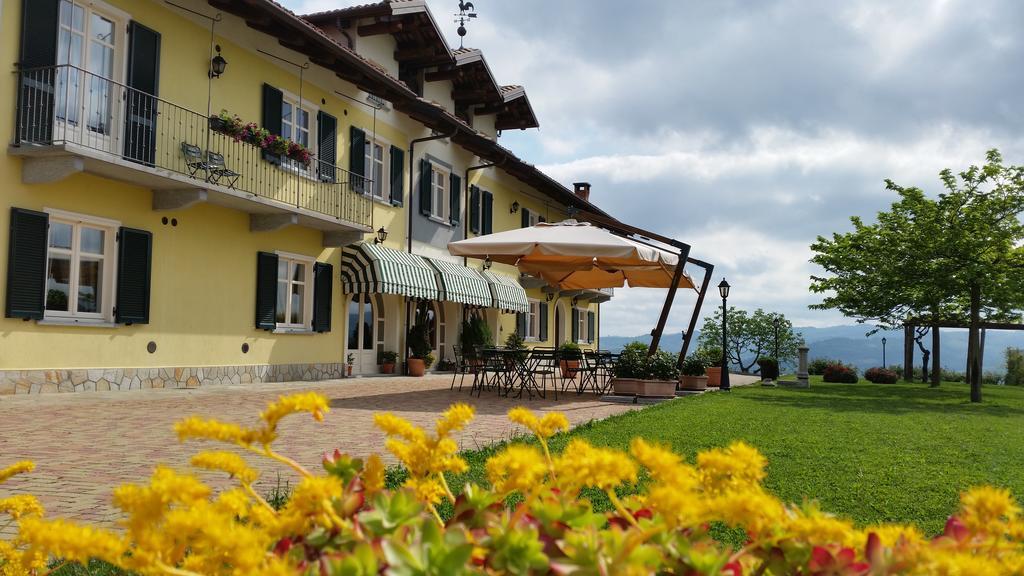 Agriturismo Cascina Rabalot Diano dʼAlba المظهر الخارجي الصورة