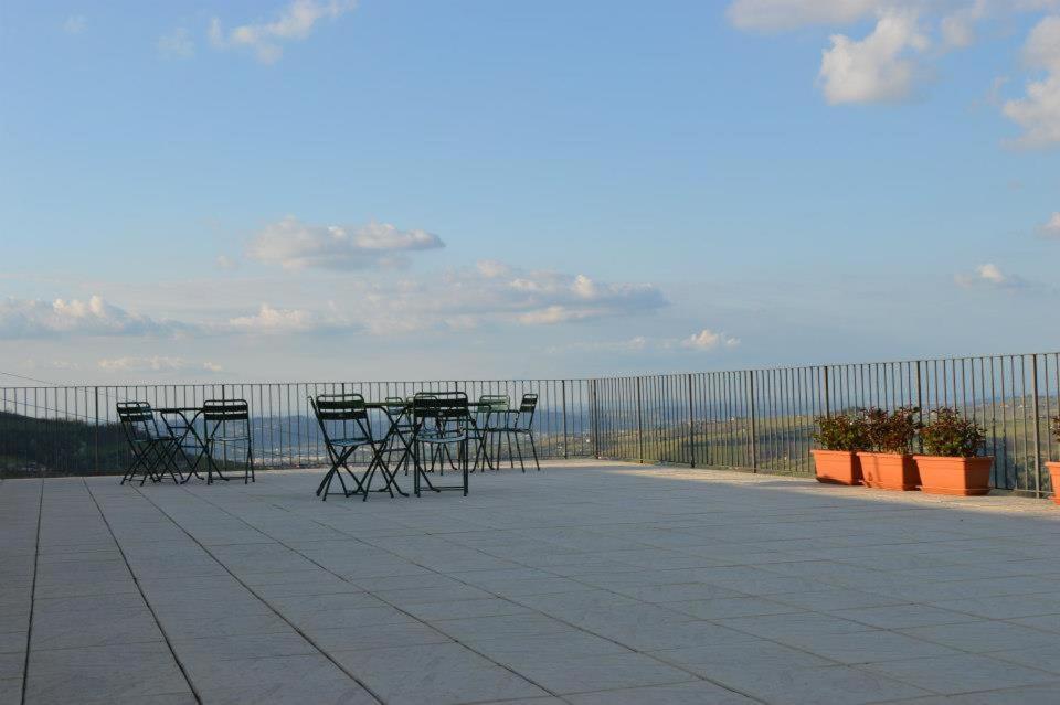 Agriturismo Cascina Rabalot Diano dʼAlba المظهر الخارجي الصورة
